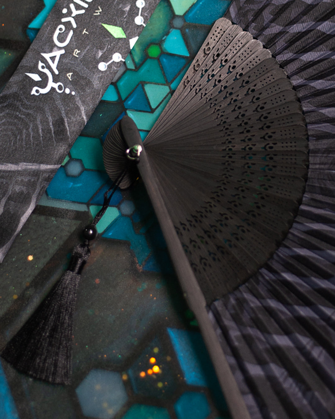 Hand Fan / Bamboo - SANDOKAN